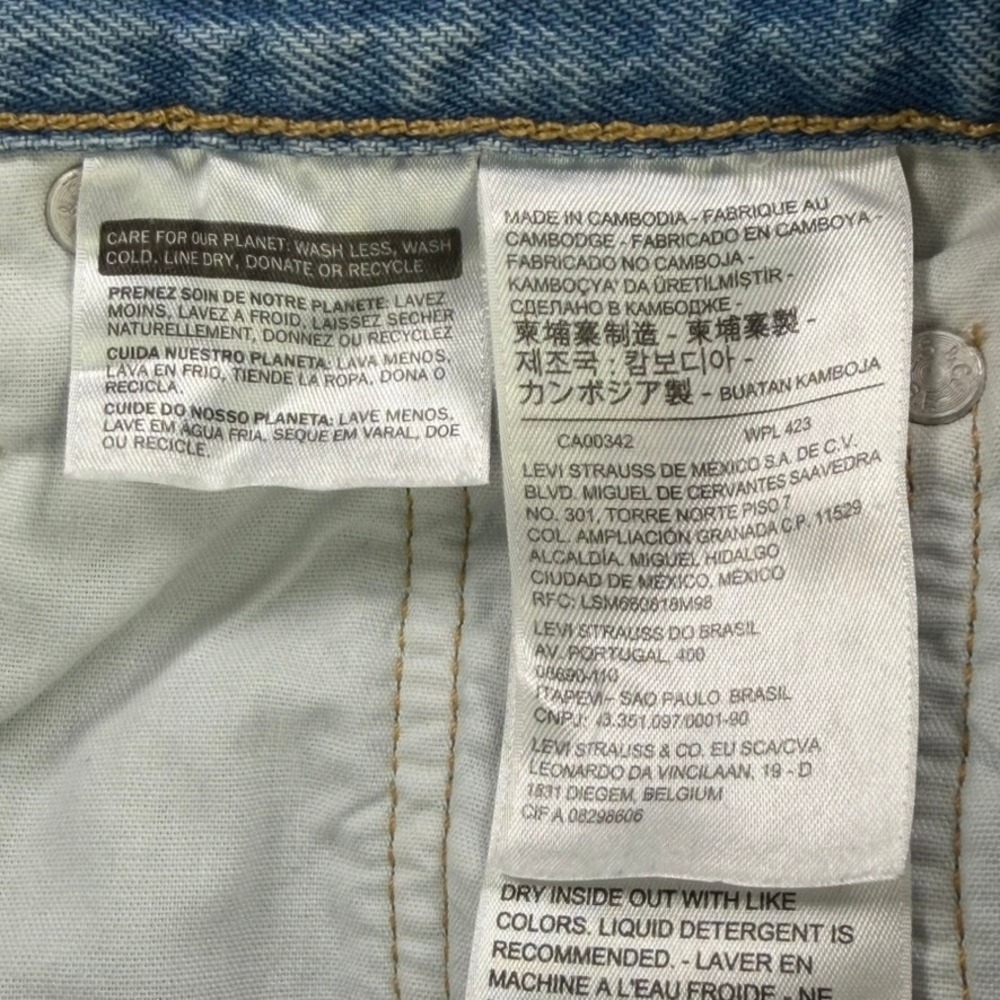 NEW Levis Premium 501XX High Rise Distressed Denim Shorts Womens 25 Light Wash - Picture 14 of 16